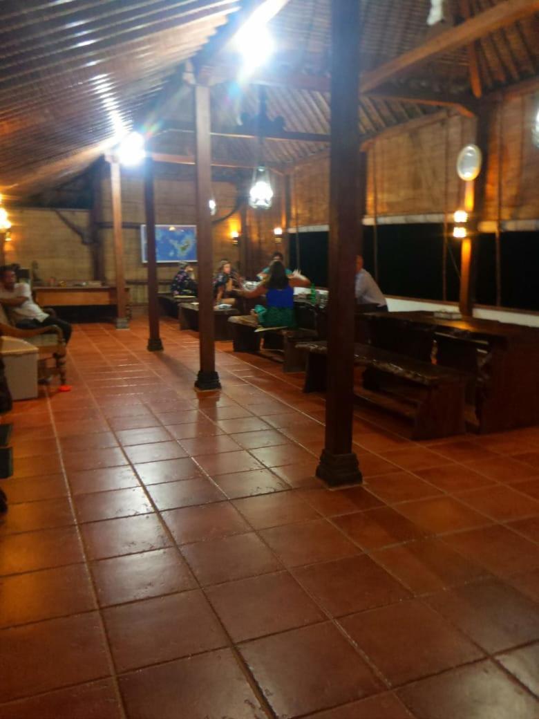 Ary'S Lagoon Bungalow & Hotel Karimunjawa Exterior photo